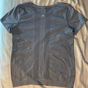Lululemon Swiftly tech short sleeve shirt